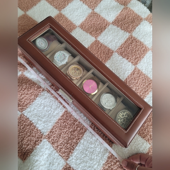 Watch Case - Picture 2 of 10